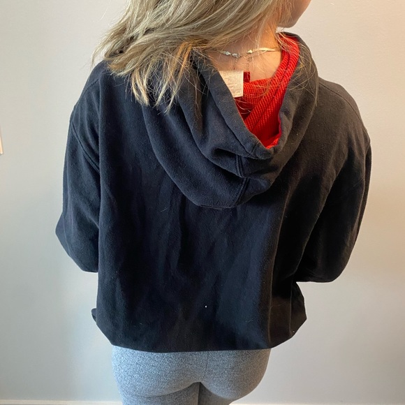 Blackhawks Hoodie - Men’s size M - Picture 2 of 3